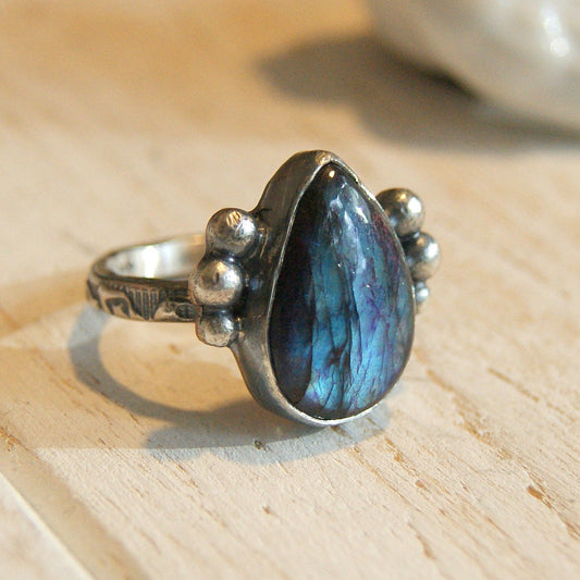 Tear Labradorite Ring, Boho Jewellery, Hammered Silver Ring